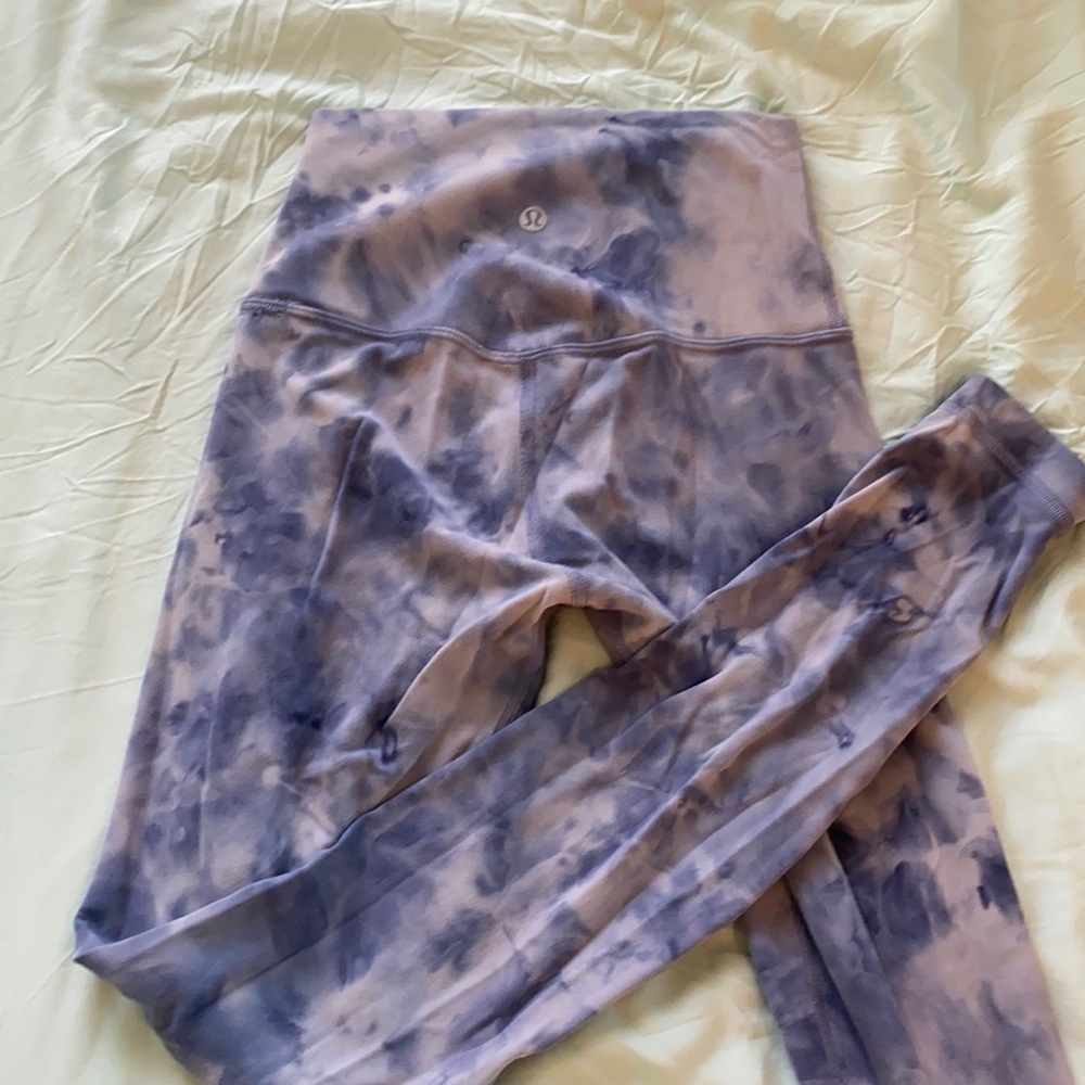 Tie Dye Lululemon Align Leggings!